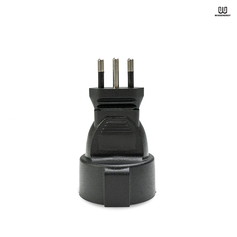 Italia 3Pin Plug ad Schuko Socket Adapter