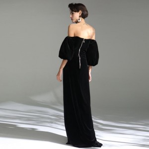 Black Simple Gelembung Lengan Beludru Gaun Petang Panjang