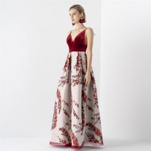 Stickerei-Druck-reizvolles Halter-elegantes rotes langes Kleid