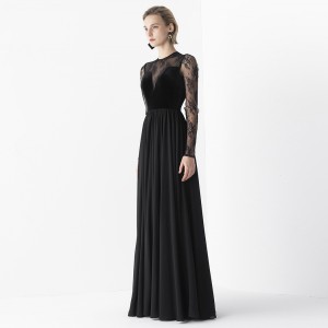 فستان سهرة طويل بتصميم مخملي أنيق أسود اللون