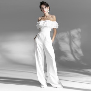 Francúzske elegantné dlhé biele overalové šaty na jedno rameno