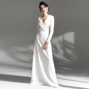 Balta elegantiška Maxi vestuvinė suknelė be petnešėlių