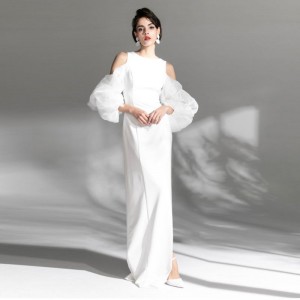 Gaun Malam Panjang Tanpa Tali Putih Rekaan Minimalis