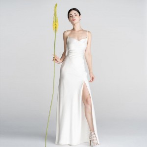 Váy cô dâu dài hở lưng màu trắng thanh lịch bằng vải sa tanh