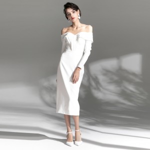 Biała Elegancka Wieczorowa Sukienka Midi z Długim Rękawem