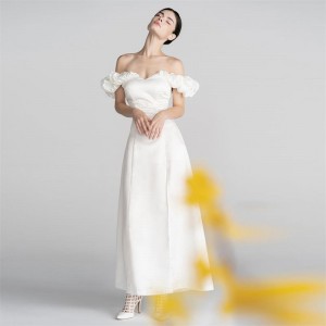 Wite ien-skouder Elegante Frânske ienfâldige lange wite jurk