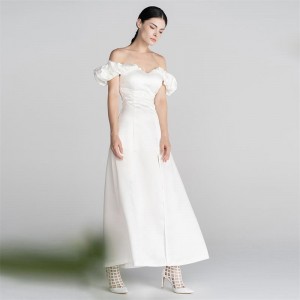 Biele elegantné francúzske jednoduché dlhé biele šaty na jedno rameno