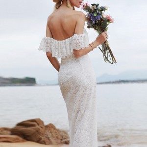 Biele čipkované plážové volánikové šaty na jedno rameno