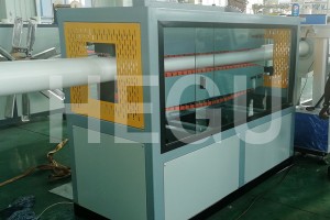 50-200mm drainage PVC pipe extrusion line
