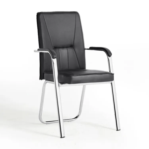 Сучасний дешевий чорний офісний стілець. Комп'ютерне робоче офісне крісло для відвідувачів