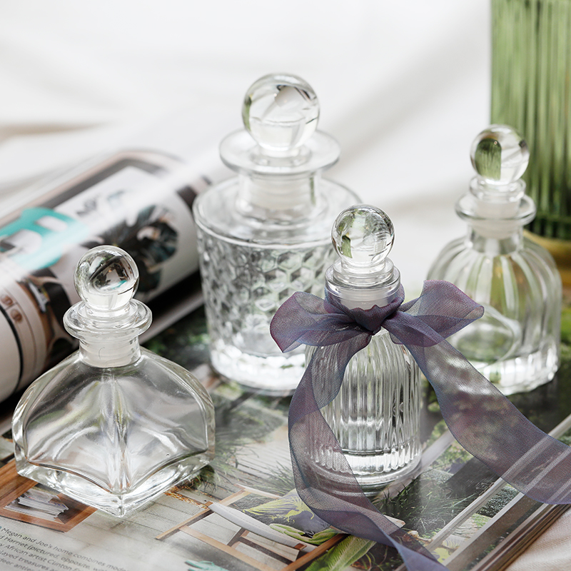 Din ce este făcută sticla de parfum?