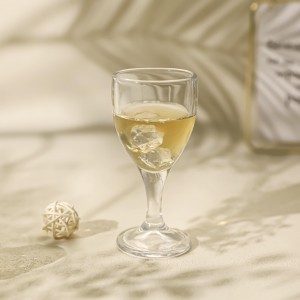 와인 투명 유리 컵을 마시는 럭셔리 크리스탈 레드 와인 텀블러 안경