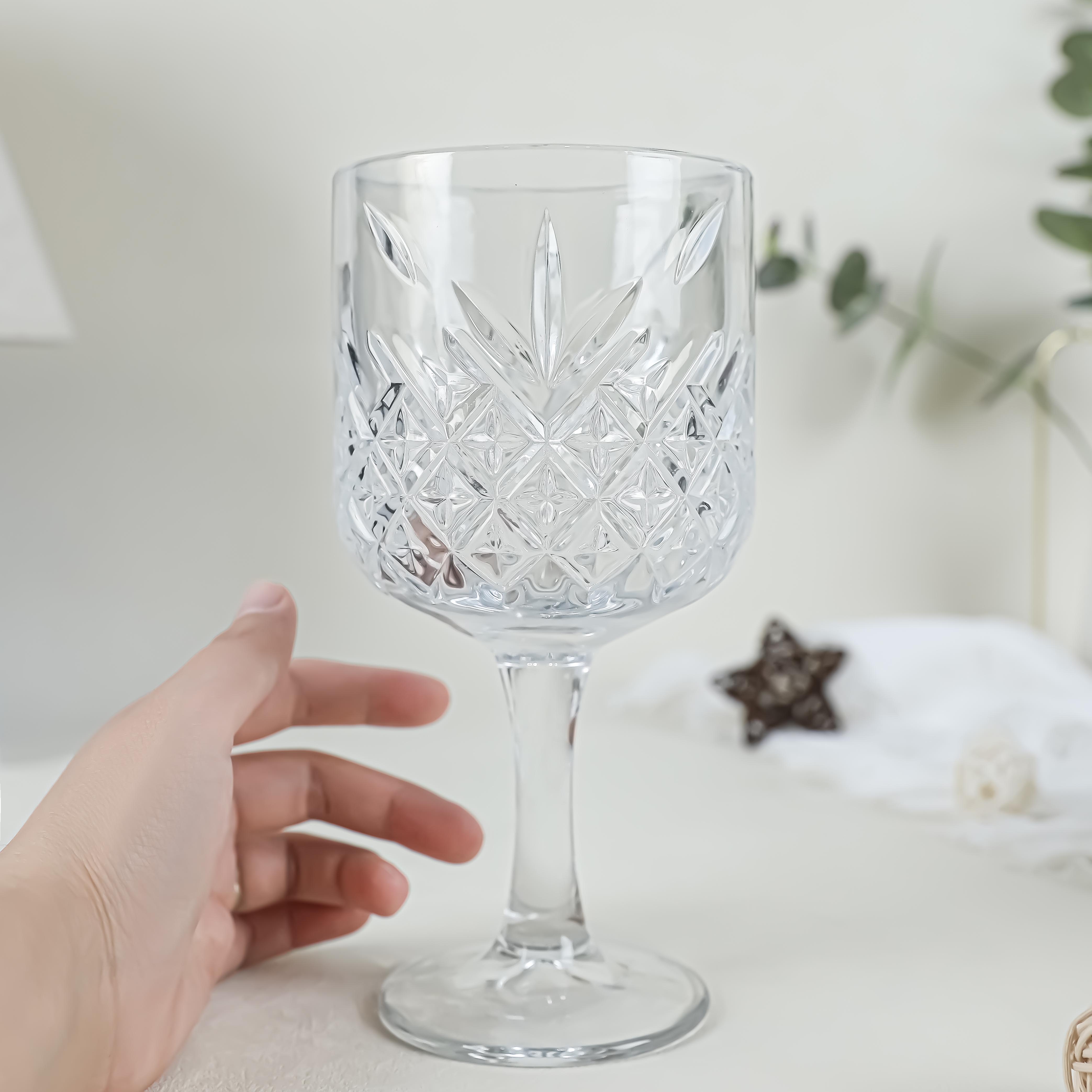 How to choose the right glass goblets?
