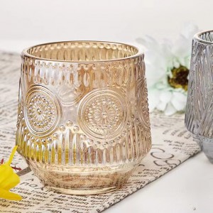 Klare rautenförmige Teelichthalter aus klarem Glas, Kerzenglas für Weihnachten