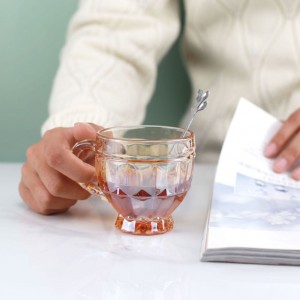 Engraved dimpled glass cups with handle