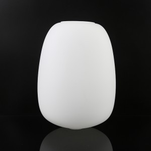Po narudžbi ručno rađeno puhano opalno bijelo svjetlo u obliku stolne svjetiljke sjenilo i poklopac