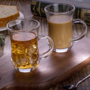 Turkiško stiliaus arbatos/espreso stikliniai puodeliai su rankenėlėmis