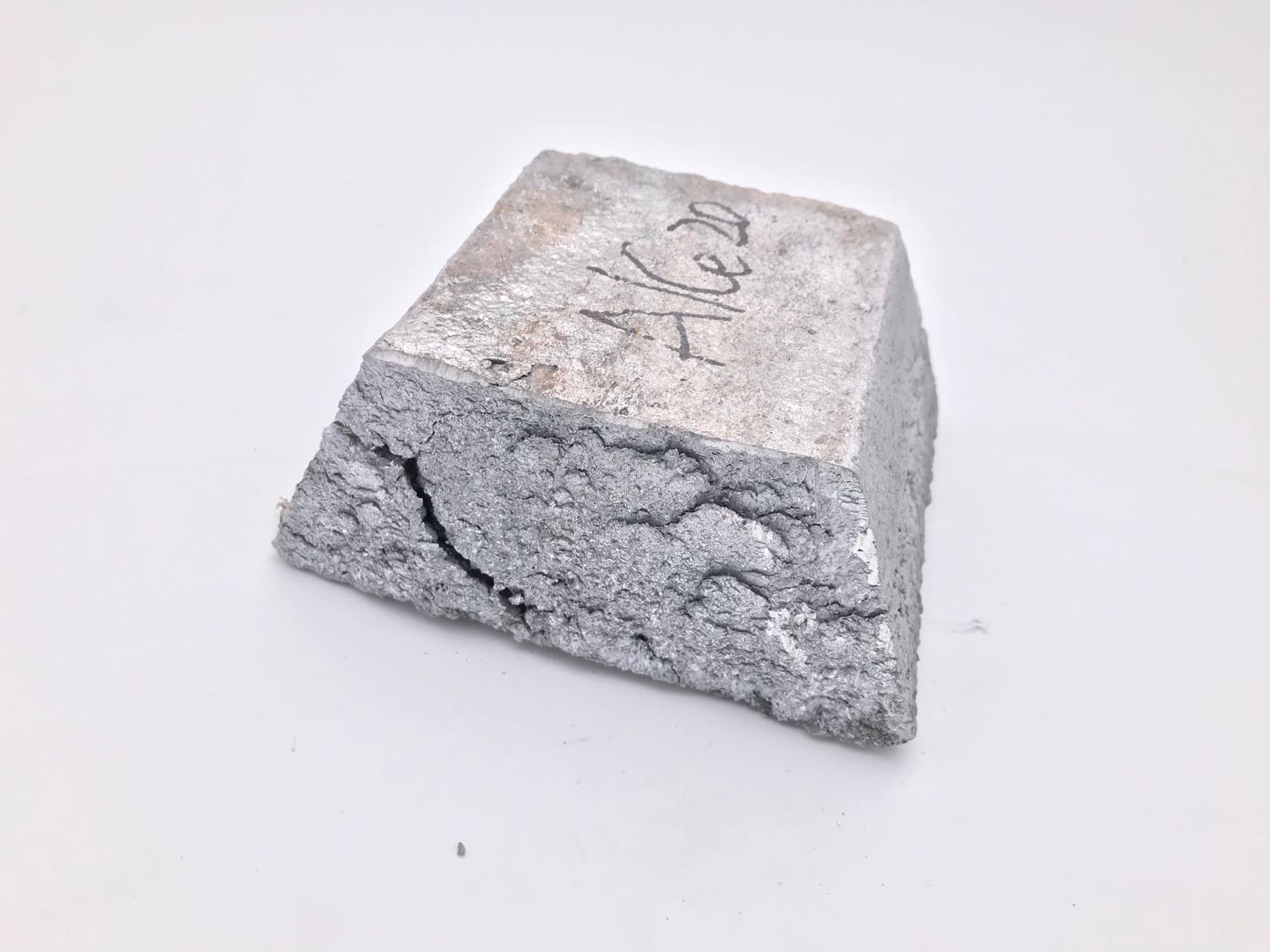 Low price for Mgsb10 Master Alloys - Aluminum cerium master alloy Al-20Ce in stock – Xinglu