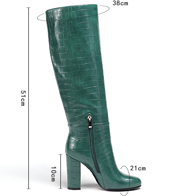 2022 چینی فیکٹری سیاہ سبز خواتین کے موسم سرما کے جوتے چمڑے کی اونچی ہیل لمبی جوتے خواتین کے جوتے ہاتھ سے سلے زیور کے ساتھ