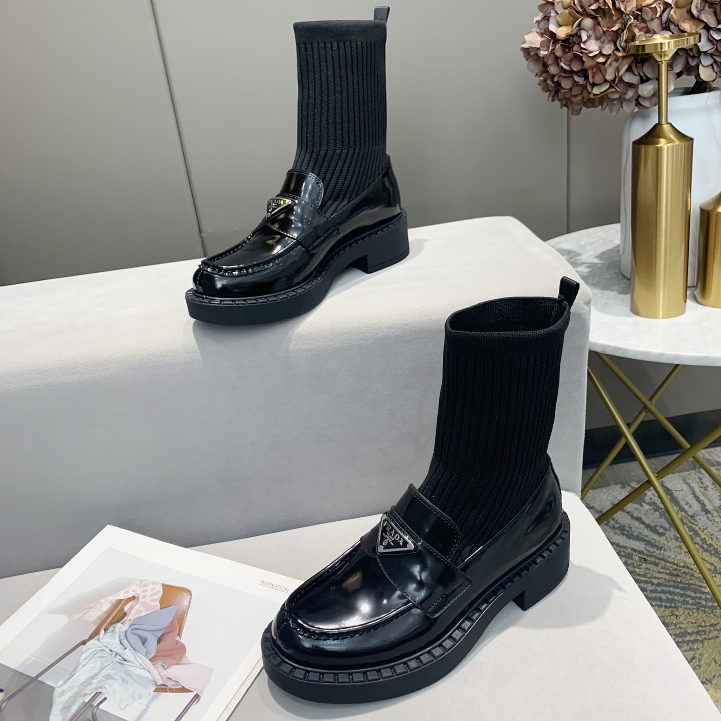 Dobro prodajane nogavice, škornji CalvinLuo, modni luksuzni čevlji znane blagovne znamke Milan Fashion Week, ženski čevlji in ponarejeni dizajnerski čevlji, tudi visokokakovostne pete blagovne znamke