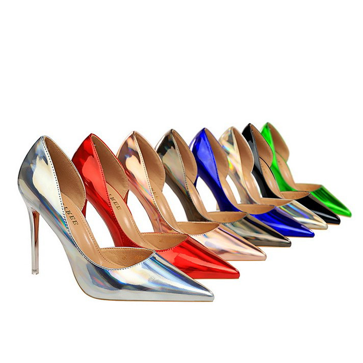 Zapatos de tacón alto multicolores de PU estilo americano y europeo Retro a precio barato, zapatos de tacón láser para mujer