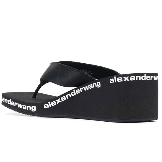 Alexander Wang swarte wig sandalen mei logo printe wig flats