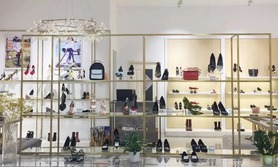 با من سفر کنید 3 ：به پایتخت تولید کفش زنانه در چین: شهر چنگدو
