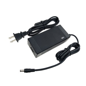 Smart drone 16.8V 4A Lithium battery charger