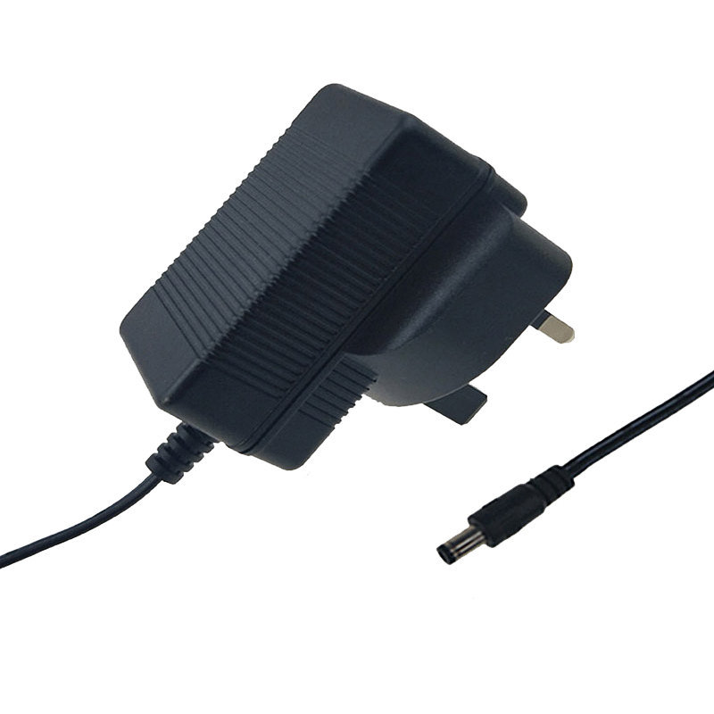 United Kingdom 3pin plug 18W AC DC switching power supply adapter Featured Image