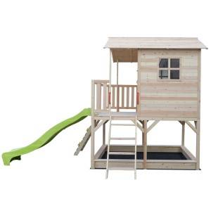 Houten Cubby huis met groene Slide en zandbak