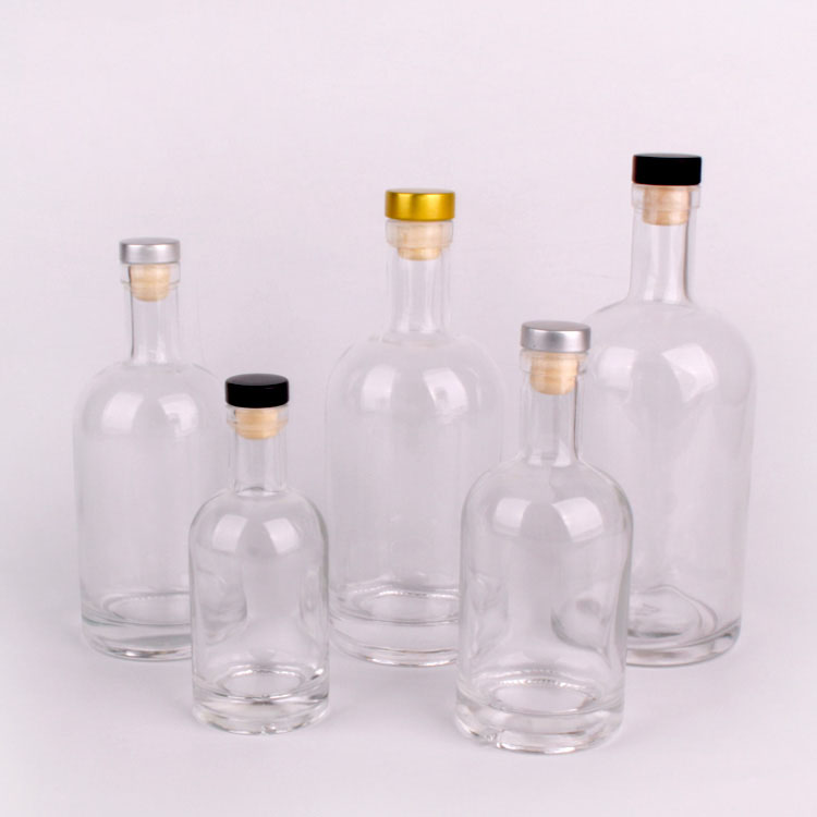 Wholesale 500ml 750ml1000ml luxury vodka glass bottle with cork stopper