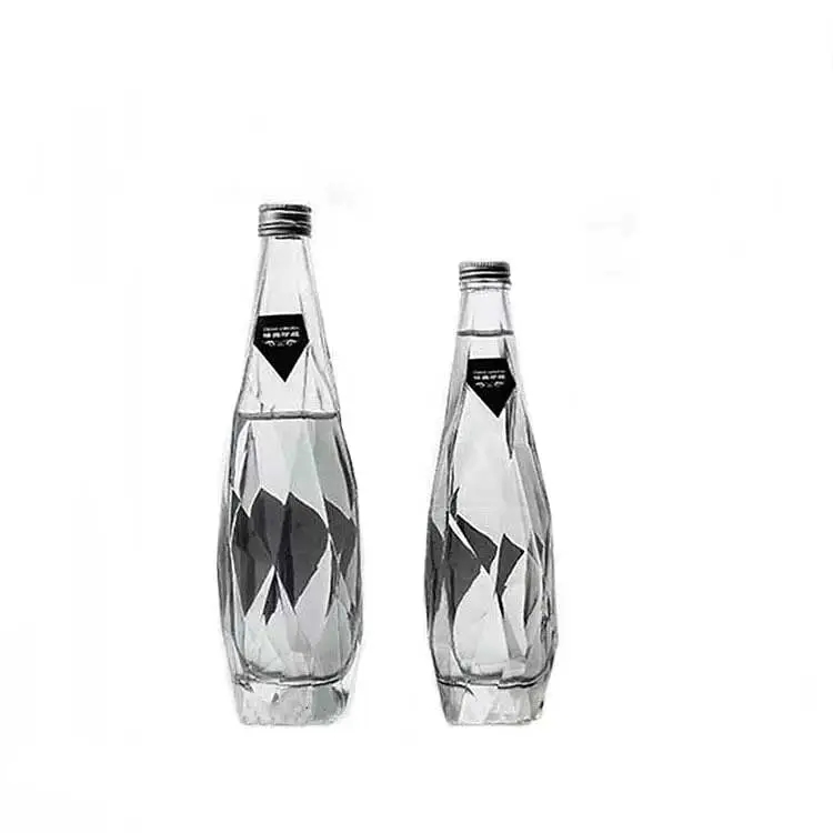 High Quality Clear 350ml 500ml 750ml Glass Wine Bottle Diamond Shape Glass Vodka Liquor Bottles with metal lid