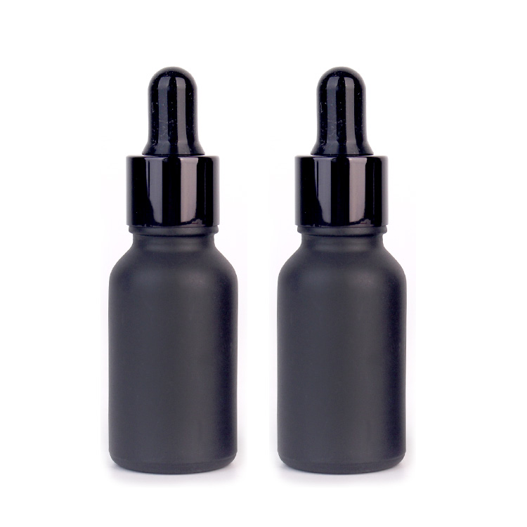 15ml black personal care bottle for essential oils with sprayers pump lid Featured Image