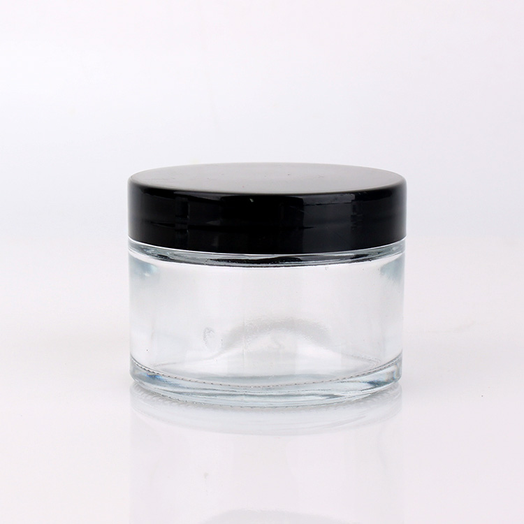 Why are glass jars popular in cosmetic packaging?
