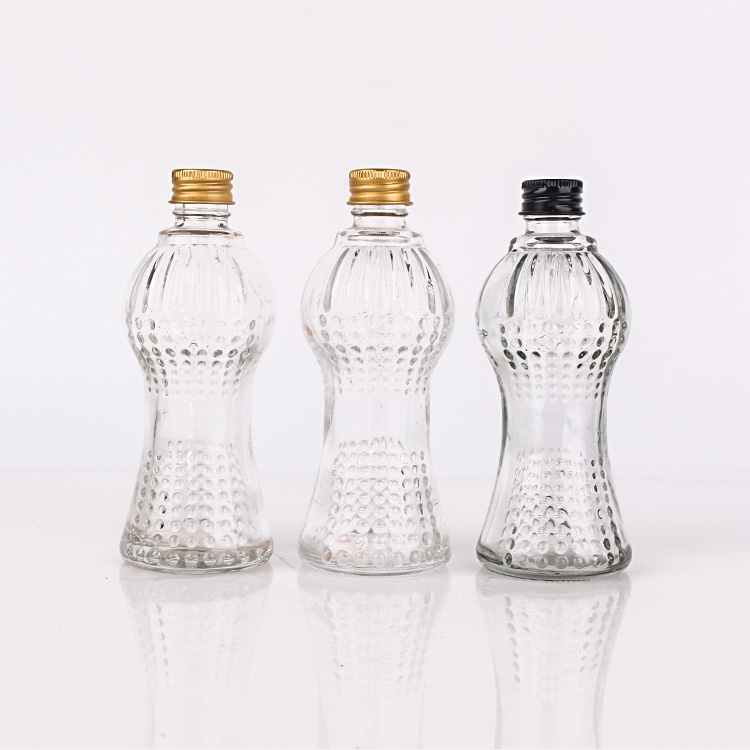 Wholesale 110ml  Juice Beverage liquor Glass Bottle With Metal Lid