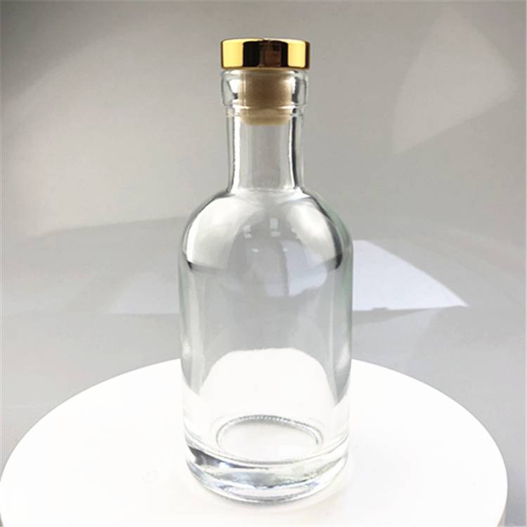 100 ml alcohol wine liquor vodka glass bottle Featured Image