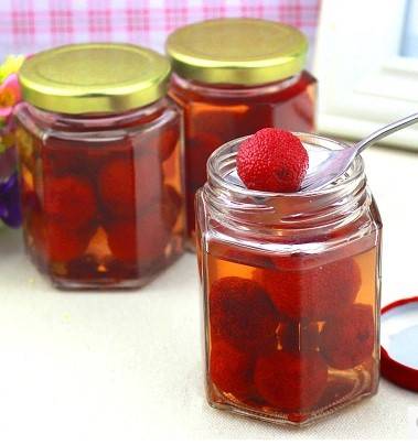 glass canning jam jar 