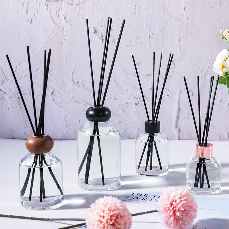 wholesale reed diffuser glass bottles with cap Featured Image