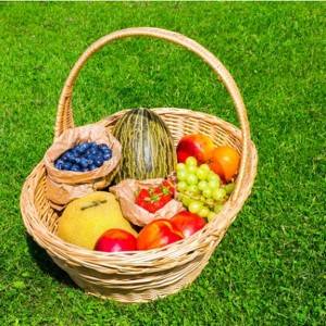 Wicker basket, hand-woven basket, portable fruit basket, rattan storage basket, picnic basket