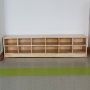 Óvodai tömör fenyőfa gyermekcipő tároló szekrény 0402