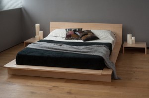 Krevat i madh modern minimalist nordik nga druri i ngurtë japonez Tatami Dhomë gjumi dyshe me arrë të madhe 0015