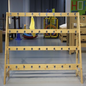 Kindergarten Pine Wood Children Towel Rack with Stainless Steel Hook 0405