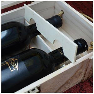 Дерев'яний ящик для червоного вина