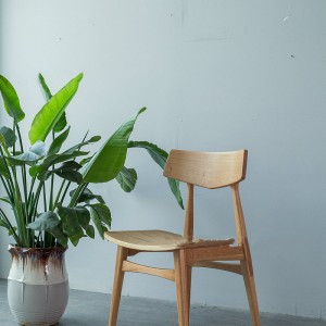 Cadeira de jantar minimalista moderna e minimalista para café com encosto em madeira maciça 0287