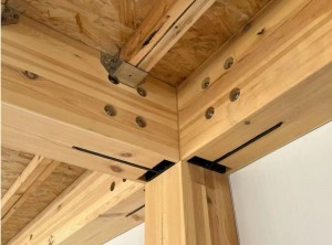 Αρχιτεκτονική στρογγυλή ξύλινη στήλη