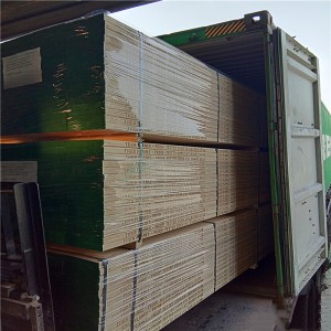 Καρίνα 4m/6m Long Pine LVL για οικοδομικές εργασίες 0566