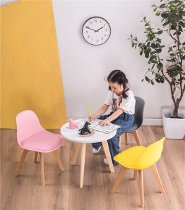 Otroški stol iz masivnega lesa, pisalni stol z naslonjalom, vrtčevski sedež, učni stolček 0404