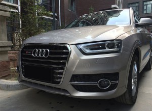 Audi Q3 SQ3 2013-2015 උත්ශ්‍රේණි ග්‍රිල් සඳහා RSQ3 SQ3 විලාසිතාවේ ඉදිරිපස පැණි වද ග්‍රිල්