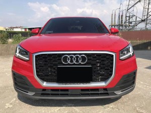 SQ2 RSQ2 antaŭa bufro krado por Audi Q2 Q2L 2018-2020 centra kahela krado quattro
