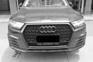 RSQ7 SQ7 radiator honeycomb grill for Audi Q7 SQ7 2016-2019 front bumper grille